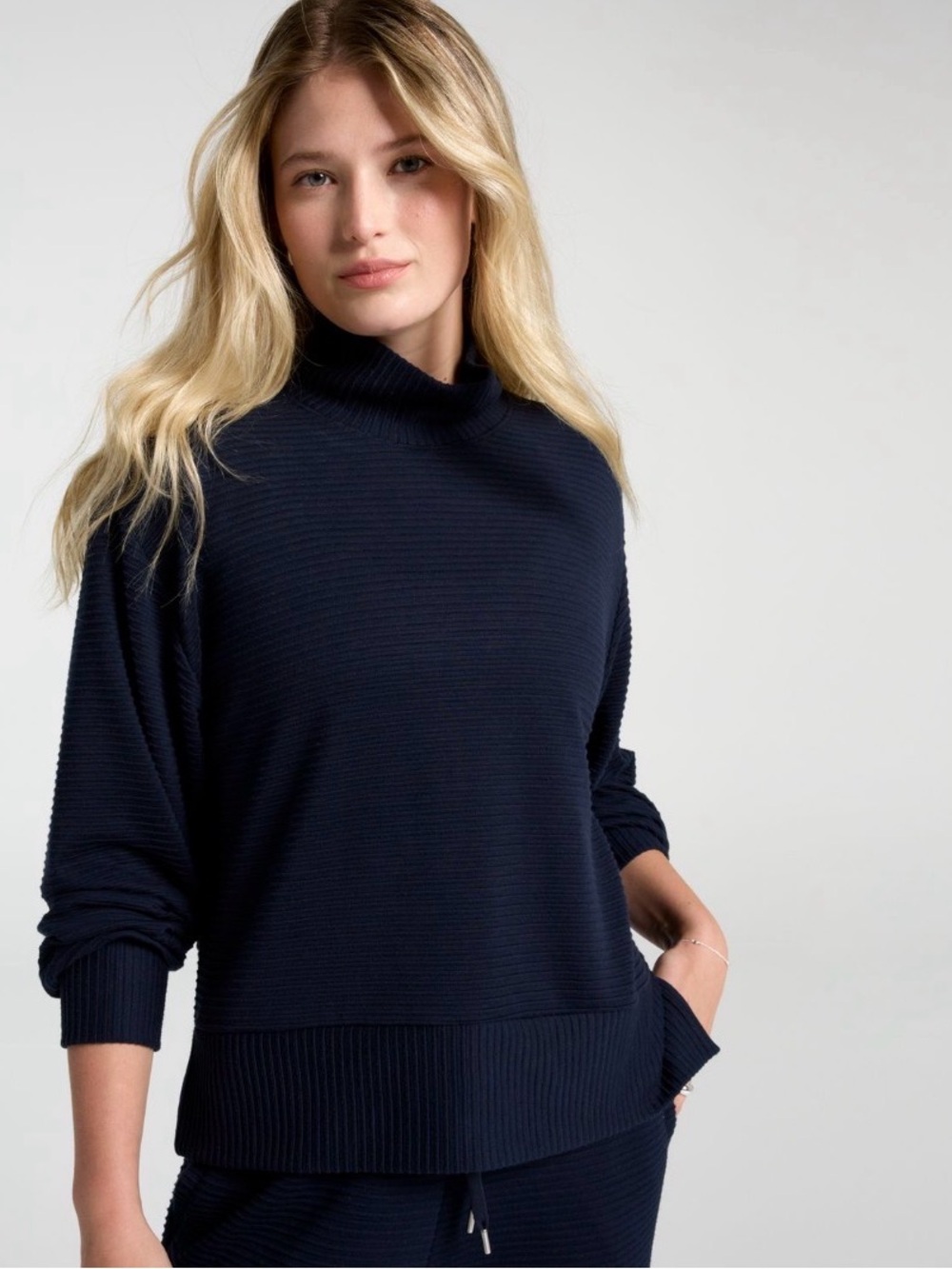🍎 CALIA Women’s Elevate Rib Mock Neck Shirt